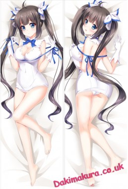 Is It Wrong to Try to Pick Up Girls in a Dungeon - Hestia anime love pillowcase
